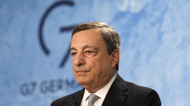 Governo in carica per affari correnti dopo le dimissioni di Draghi: cosa cambia