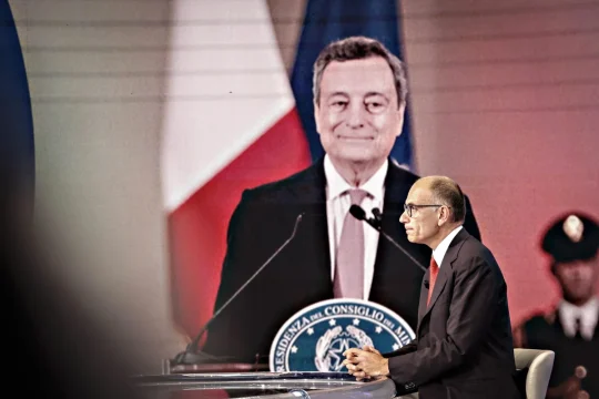 Crisi di governo, Letta incontra Draghi mentre l’economia in Italia va a picco