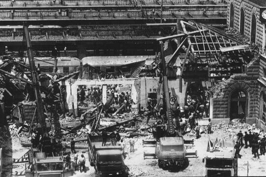 Oggi ricordiamo la strage fascista di Bologna uccise 85 persone nel 1980.
