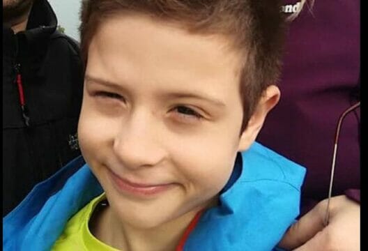 Paolo Fiscato è morto:il dodicenne era caduto in una scarpata durante una gita in montagna con i genitori
