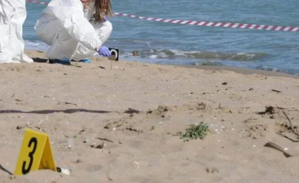 Choc in spiaggia:trovato corpo senza vita di un uomo di 47 anni