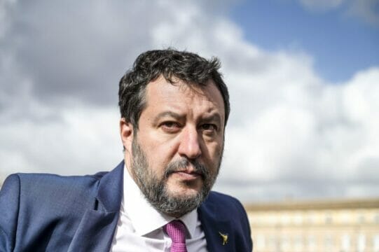 La Lega spinge per il ritorno delle province,Salvini:«Così più servizi ai cittadini»