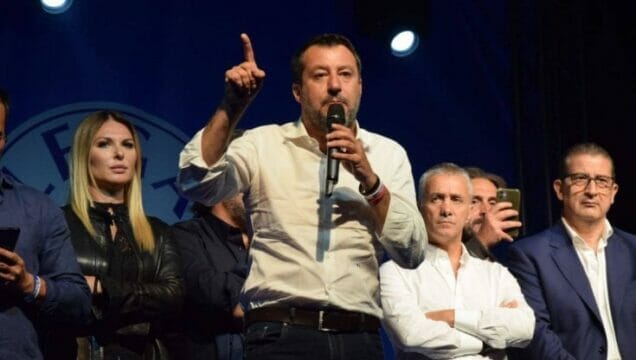 Elezioni,Salvini:“Ne ho le palle piene di immigrati che sbarcano dalla mattina alla sera”.