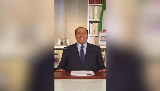 Berlusconi esorta le donne su TikTok a votare per lui: “Sono più bello di Letta, e ho mantenuto le promesse elettorali”