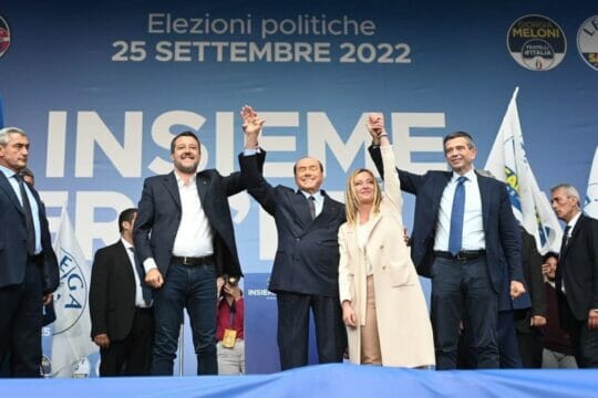Elezioni, Berlusconi: “l’Italia ha scelto noi,non vuole un governo di sinistra”