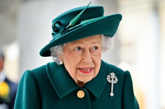 Ultim’ora la Regina Elisabetta è in fin di vita: condizioni di salute preoccupano molto