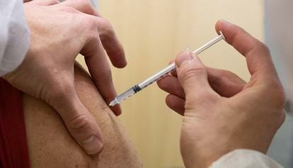 Oms e Ue mettono in guardia in vista dell’inverno:«È iniziata nuova ondata: vaccinatevi contro Covid e influenza»