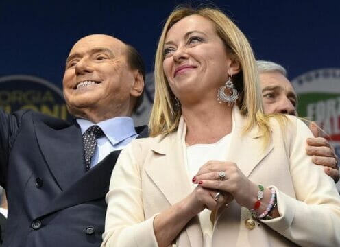 Ultim’ora: accordo Berlusconi Meloni, centrodestra unito da Mattarella. Giorgia sarà Premier.