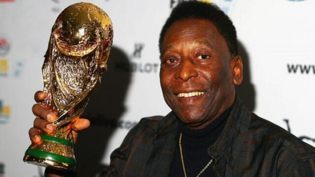 Mondo del calcio in lutto: è morto Pelé