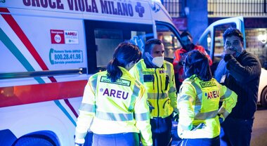 Ultim’ora,cinque persone aggredite per rapina alla stazione centrale di Milano: una persona lotta tra la vita e la morte