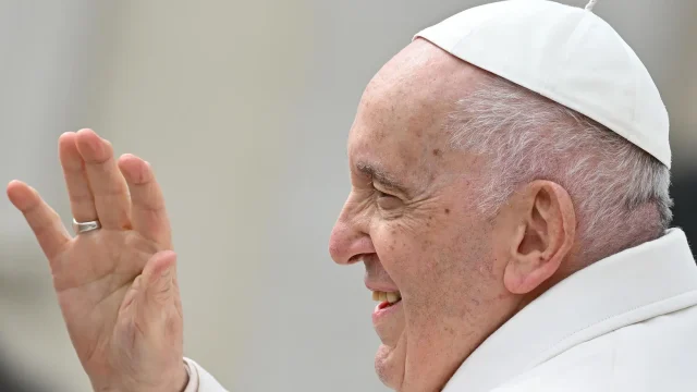 Papa Francesco ricoverato al Gemelli per problemi cardiaci