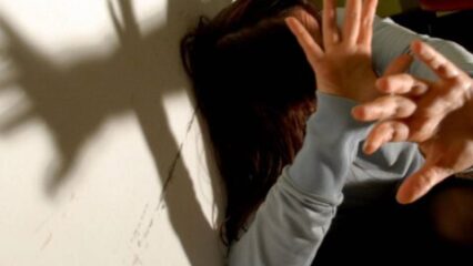 Violenta sessualmente la sua ex 17enne: la minaccia di morte e la insulta