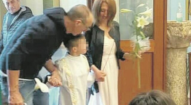 Il vescovo si scusa col bambino autistico cacciato dalla Comunione: sarà invitato da Papa Francesco