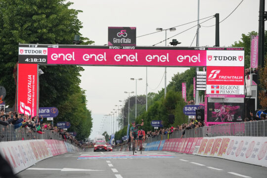 Il corridore tedesco Nico Denz vince la dodicesima tappa del Giro d’Italia