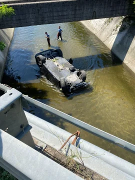 Tragedia: 35enne muore cadendo da un ponte a bordo della sua auto