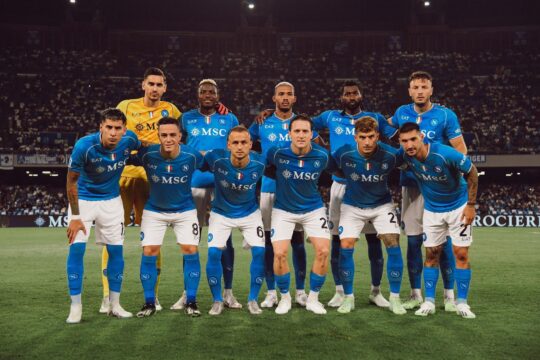 Il Napoli vola sulle ali di Oshimen e del capitano:2-0 al Sassuolo