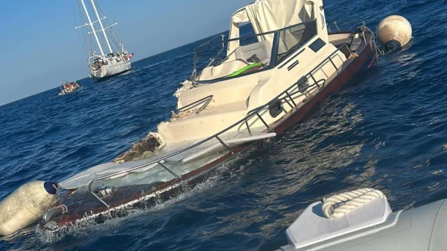 Scontro fra veliero e motoscafo al largo di Amalfi: muore turista