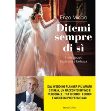 Enzo Miccio a Napoli per la presentazione del suo libro “Ditemi sempre di sì”