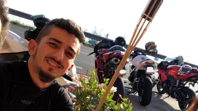 Terribile tragedia: motociclista 32enne muore sbalzato dalla sua moto