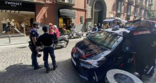 Tratti in arresto i componenti della “banda del buco” napoletana: smascherati i loro furti