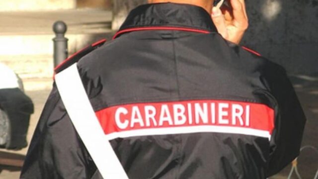 Carabiniere si finge capitano dei Nas per bevute ed alloggi gratis: arrestato e degradato