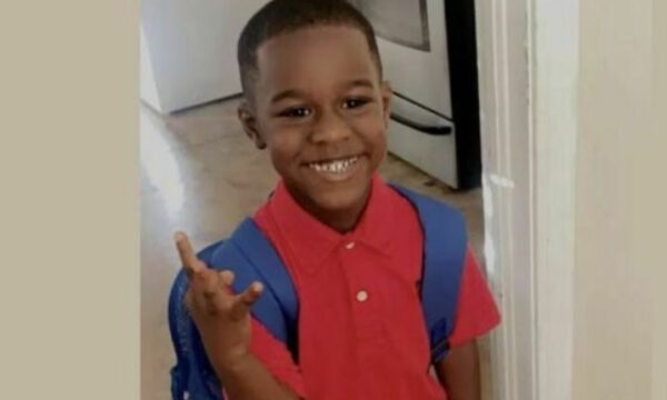 Brandon, il bambino di cinque anni ucciso mentre si tagliava i capelli