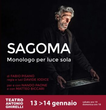 Al Teatro Ghirelli di Salerno in scena “Sagoma – monologo per luce sola” con Nando Paone