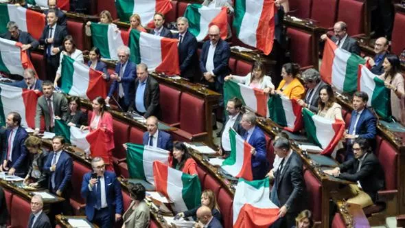 Approvata l’autonomia differenziata: 172 voti favorevoli