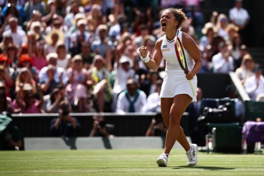 Jasmine Paolini raggiunge la finale di Wimbledon: prima italiana nella storia