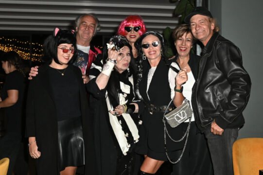 Party horror ispirato al film Beetlejuice per il compleanno della press agent Patrizia Brandimarte