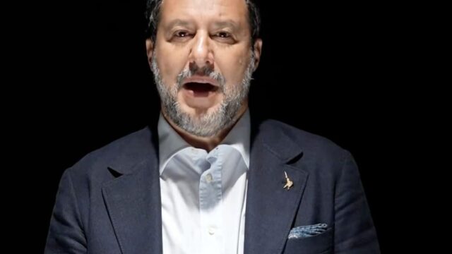 Salvini su Open Arms: “Rischio il carcere perché lo ha deciso la sinistra. Difendere l’Italia non è reato”