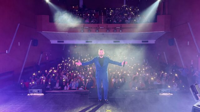 ERRY MARIANO SI RACCONTA IL 13 OTTOBRE AL TEATRO TRIANON