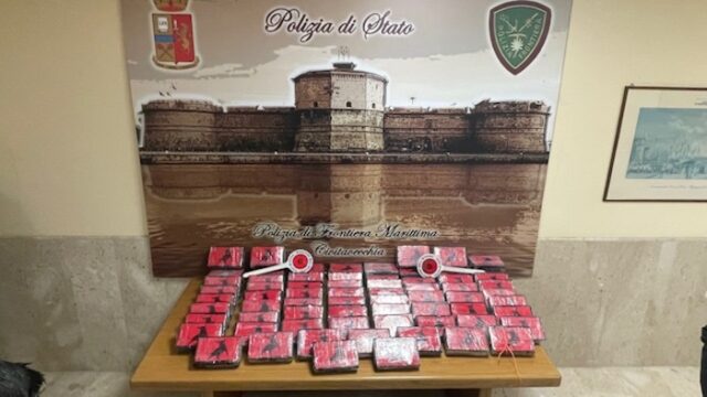 Arrestato trafficante internazionale, trasportava 87 kg di cocaina