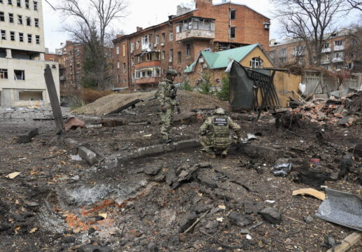 Missili russi sui siti energetici in Ucraina: blackout in diverse regioni