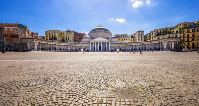 Napoli, nuova piazza del Plebiscito: al via i cantieri per il restyling