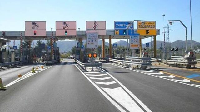 Anno nuovo, rincari nuovi: “ Scattati nuovi aumenti sui pedaggi autostradali “