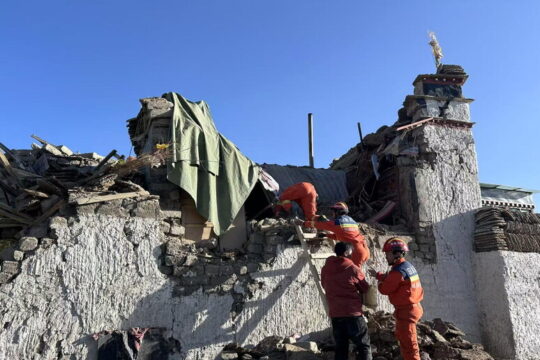 Fortissimo terremoto: oltre 100 le vittime, tragedia senza precedenti