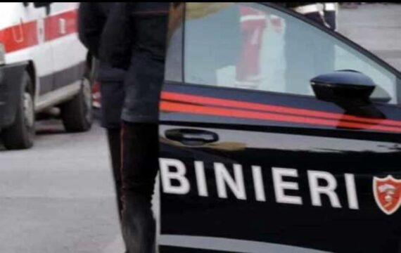16enne mette fine alla sua vita: prende la pistola del padre e si spara un colpo
