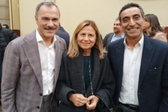 Cinema: “La salita” di Massimiliano Gallo in anteprima a Venezia. Alle Giornate degli autori anche “Una cosa vicina” di Loris G. Nese