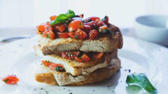 La bruschetta da 28 euro: perché costa così tanto?