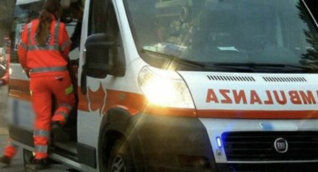 Tragedia in Campania, 15 precipita dal balcone: non ce l’ha fatta