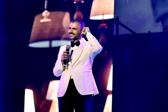 ESCE “TUTTO IN UNA NOTTE” DI GIANNI FIORELLINO DALLO STADIO MARADONA