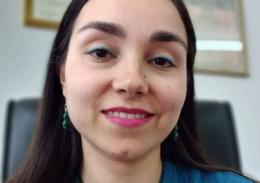 Ha un malore ma continua ad aiutare i pazienti: morta la dottoressa Maddalena Carta