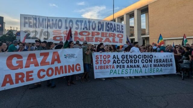 Manifestazione per la Palestina alla Sapienza: corteo e contestazioni durante le celebrazioni per i 90 anni della Città Universitaria