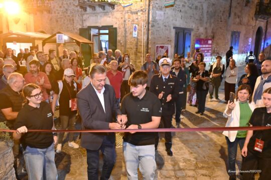 “Borgo diVino” conquista Castellabate: boom di presenze e grandi consensi per la rassegna enogastronomica