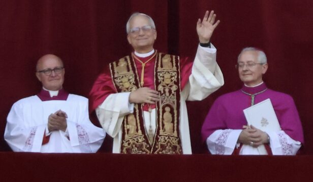 Il Papa: “Usare la fame come arma di guerra è un crimine. Non possiamo guardare altrove”