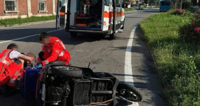 Anziano in carrozzina travolto e ucciso da un’auto