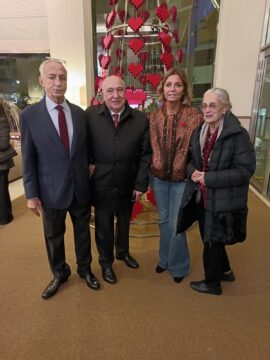Un cuore pulsante per ogni cliente che soggiorna nel Renaissance Naples Hotel Mediterraneo di Mino Cucciniello