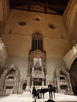 Serata benefica a Santa Chiara organizzata dal Sovrano Militare Ordine Ospedaliero di San Giovanni di Gerusalemme di Rodi e di Malta di Mino Cucciniello