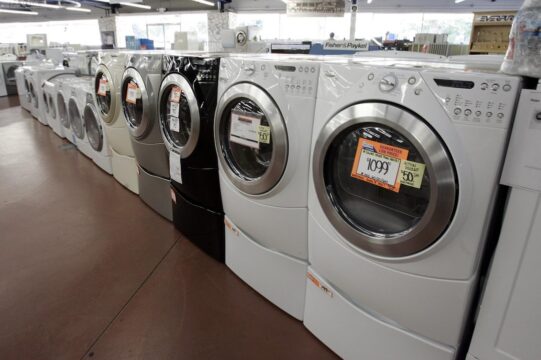 In arrivo il bonus elettrodomestici: 200 euro per chi ha reddito inferiore a 25mila euro